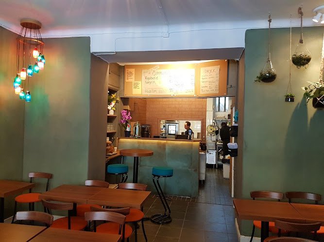 52632 reggev hummus 1