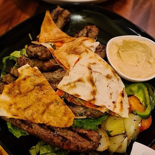 52866 salwas garden lebanese restaurant 1