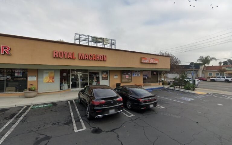 42087 shawarma gyro mediterranean inc 768x480